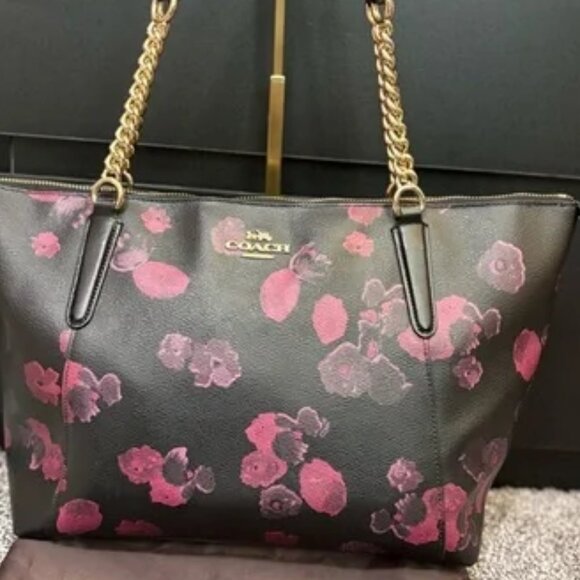 COACH Ava Chain Tote With Halftone Floral Print Gold Hardware - Picture 6 of 12